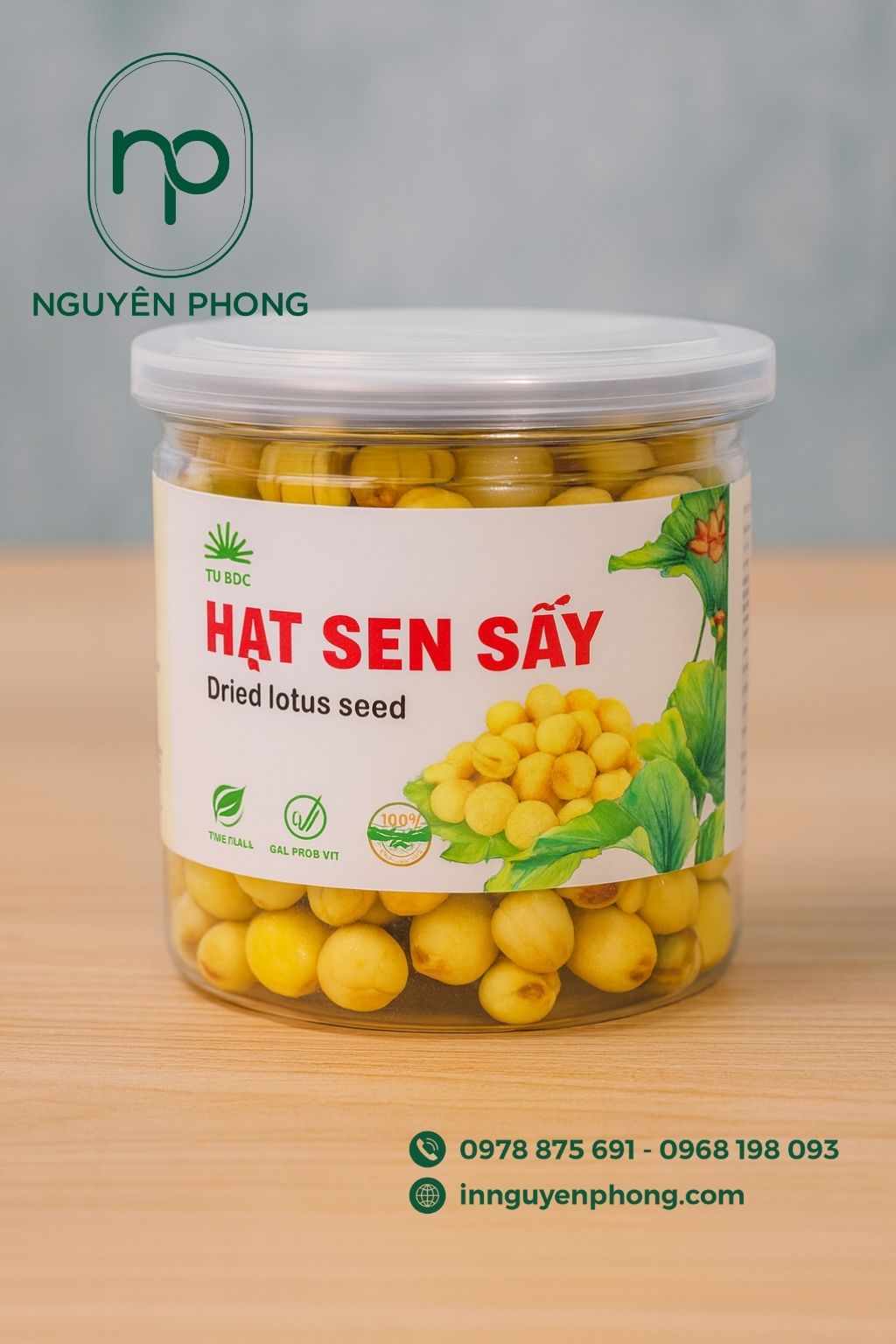 Mẫu tem nhãn hạt sen sấy dán quanh lọ 